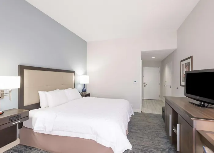 Hampton Inn Mount Airy