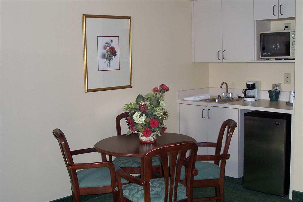 Hotel Hampton