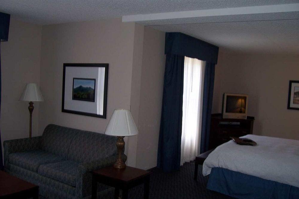 Hampton Hotel