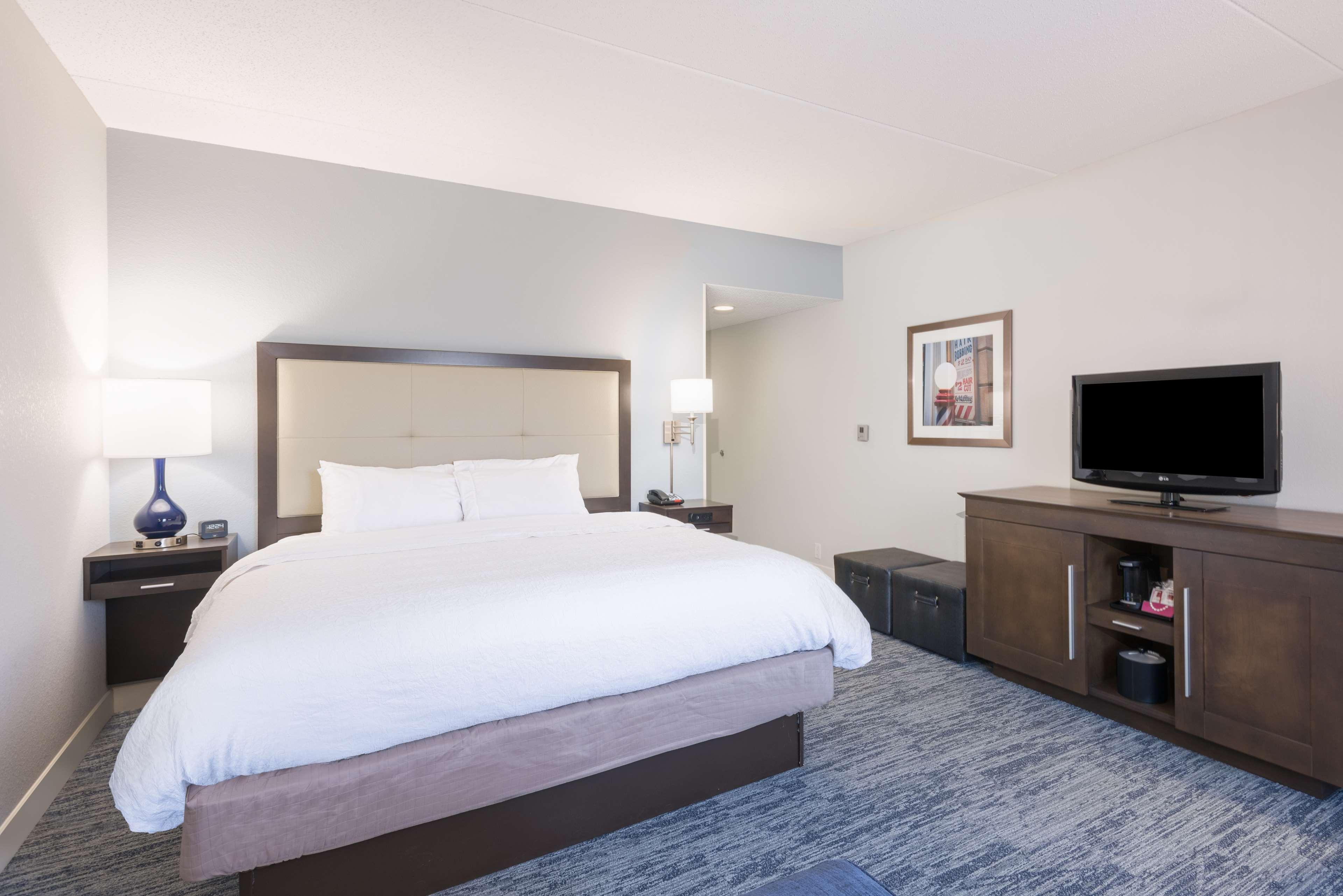 Hotel Hampton 3*
