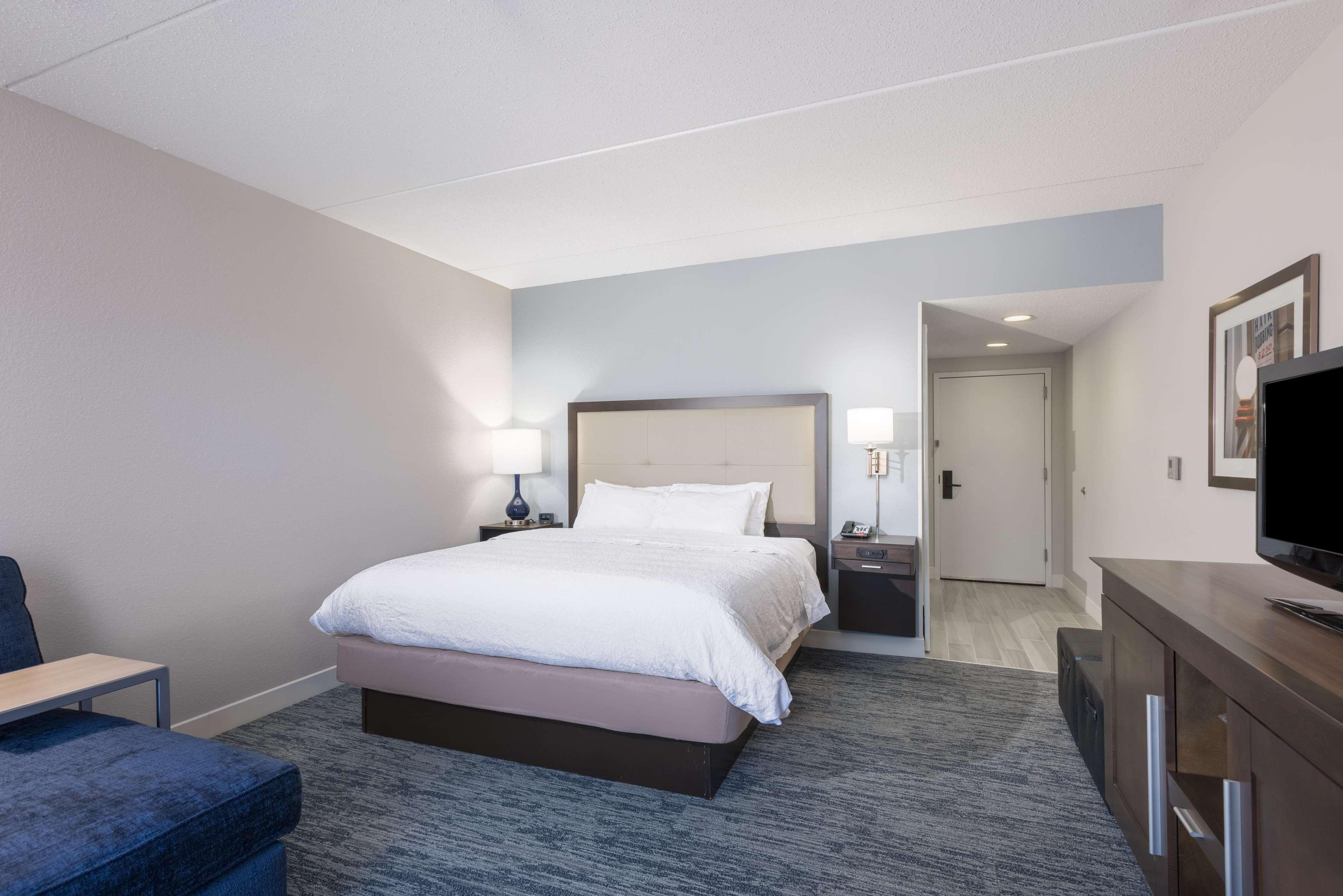 Hampton Hotel 3*