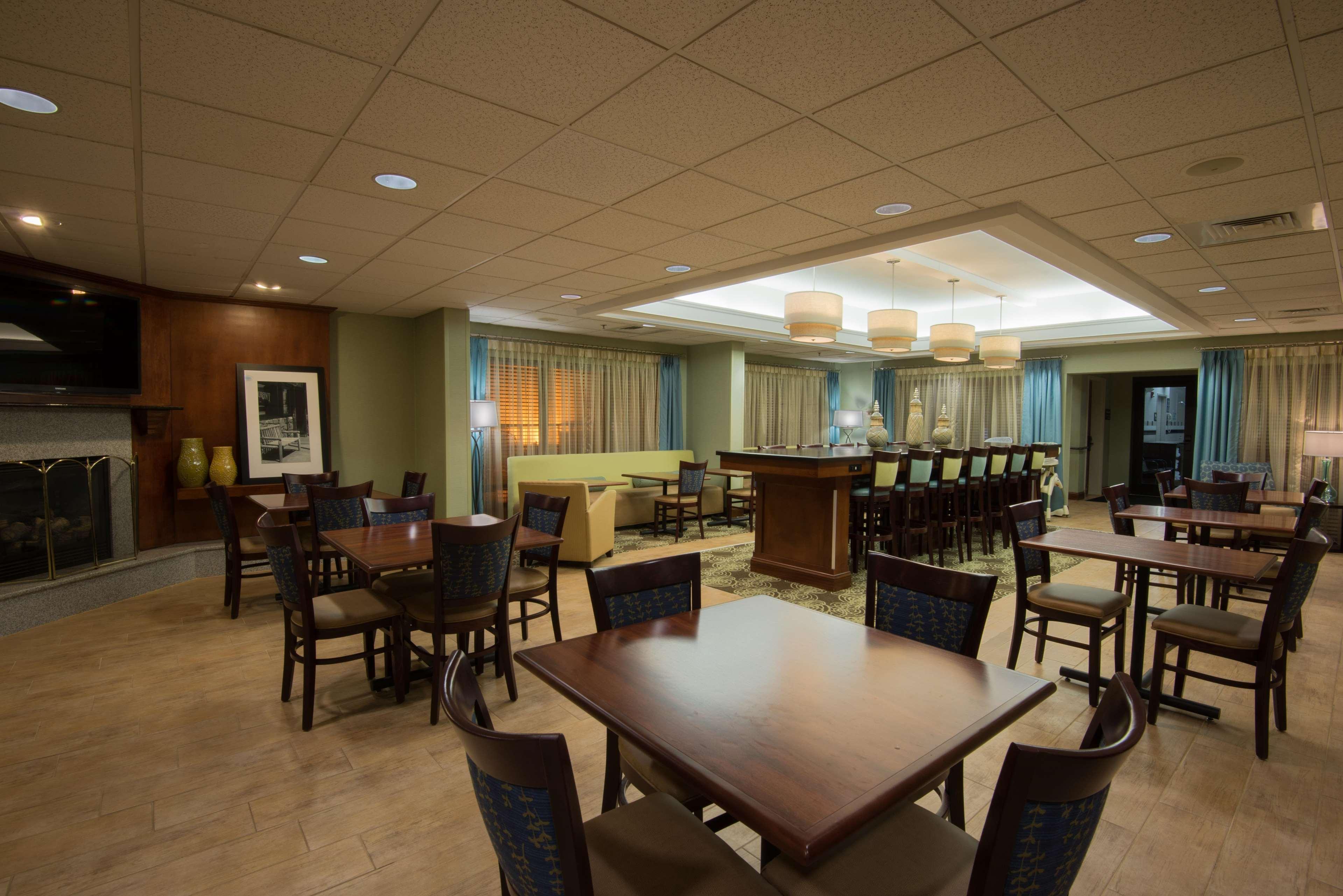 Hotel Hampton